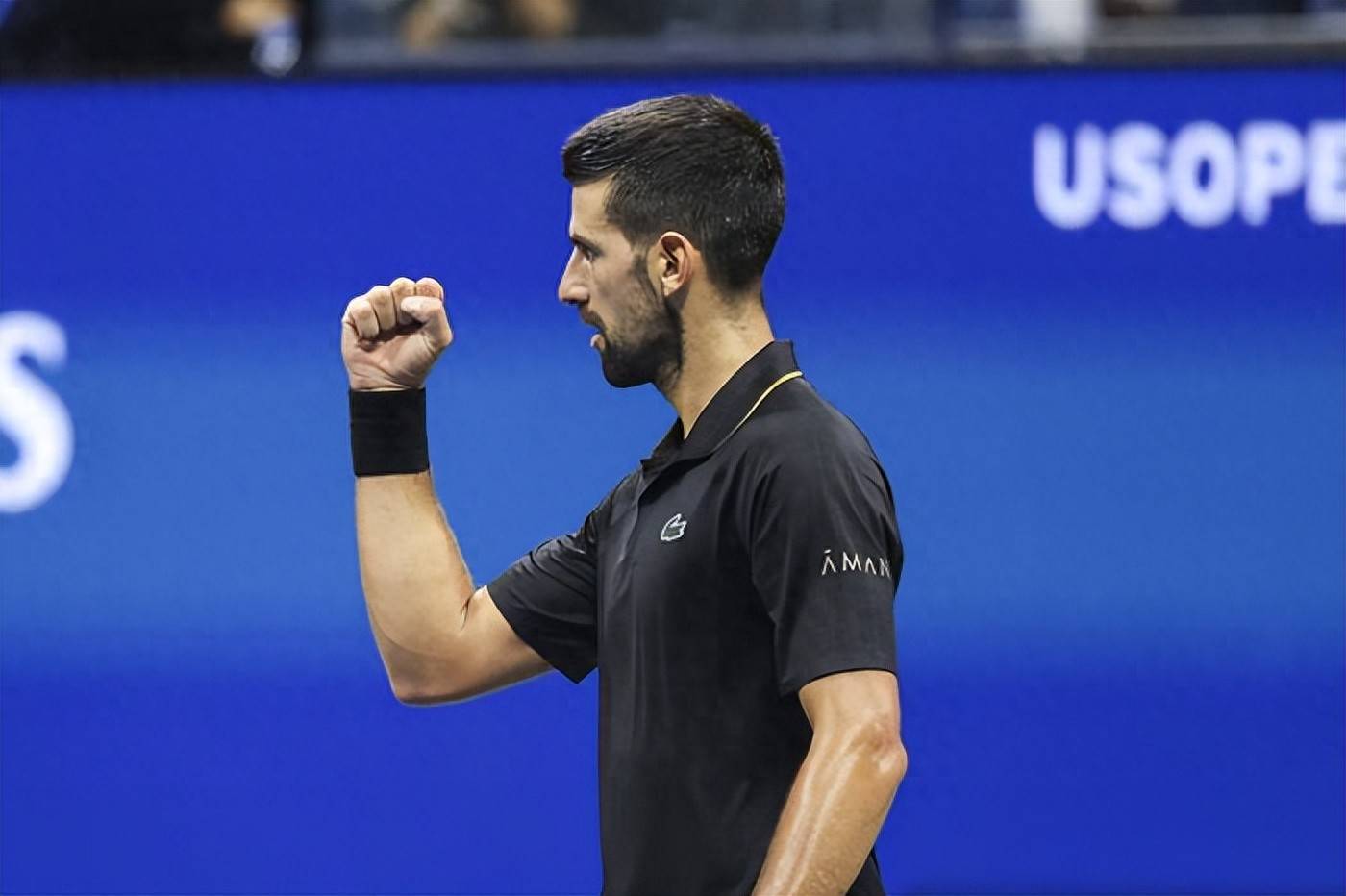 爱游戏体育德约科维奇在塞尔维亚队比赛中战术调整,连败引发热议!的简单介绍